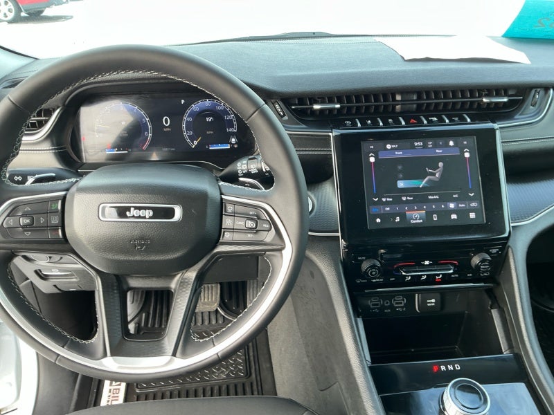 2024 Jeep Grand Cherokee L Laredo X 4x4