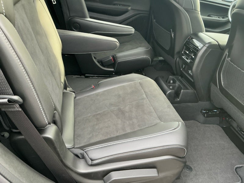 2025 Jeep Grand Cherokee GRAND CHEROKEE L ALTITUDE 4X4