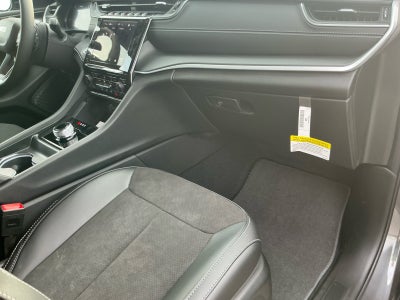 2025 Jeep Grand Cherokee GRAND CHEROKEE L ALTITUDE 4X4