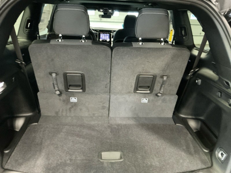 2025 Jeep Grand Cherokee GRAND CHEROKEE L LAREDO X 4X4