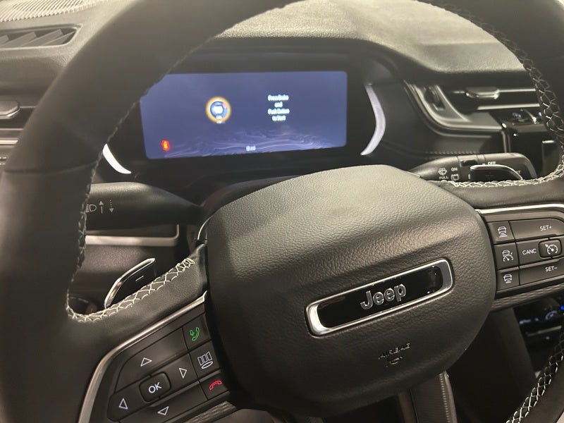 2025 Jeep Grand Cherokee GRAND CHEROKEE L ALTITUDE 4X4