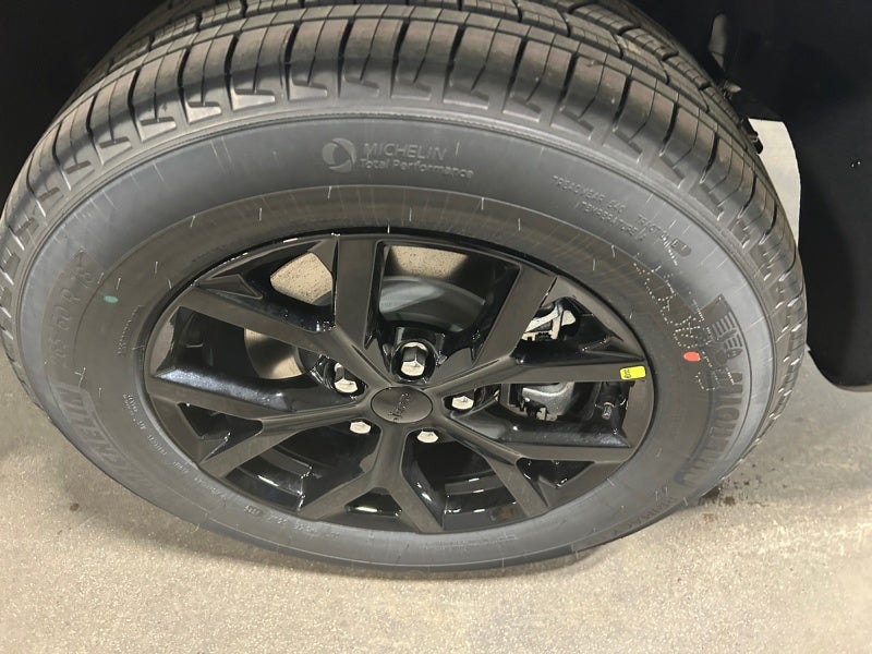 2025 Jeep Grand Cherokee GRAND CHEROKEE L ALTITUDE 4X4