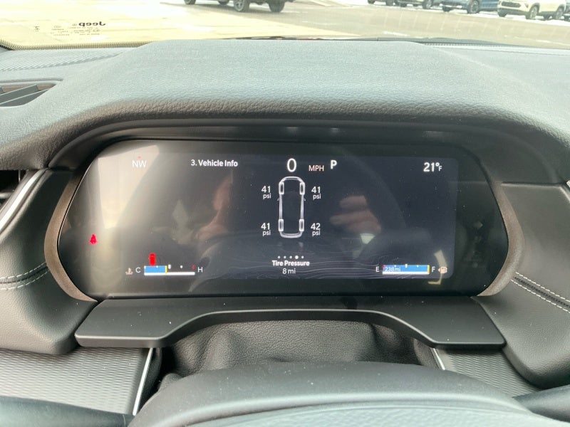 2025 Jeep Grand Cherokee GRAND CHEROKEE L ALTITUDE 4X4