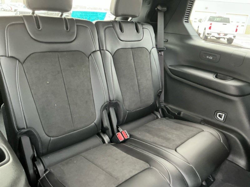 2025 Jeep Grand Cherokee GRAND CHEROKEE L ALTITUDE 4X4