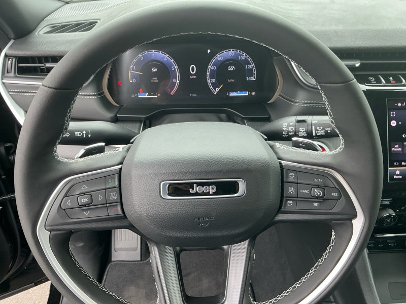 2025 Jeep Grand Cherokee GRAND CHEROKEE L ALTITUDE 4X4