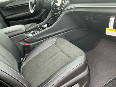 2025 Jeep Grand Cherokee GRAND CHEROKEE L ALTITUDE 4X4