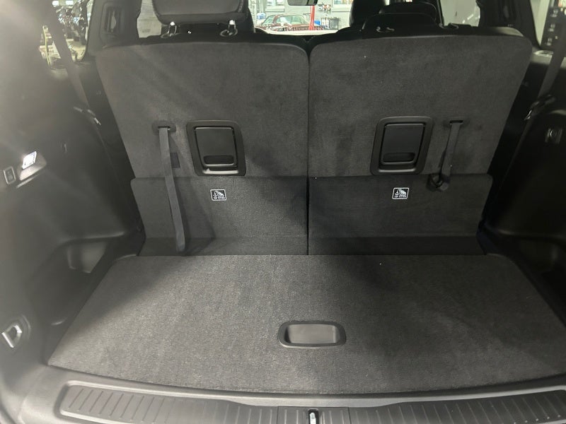 2025 Jeep Grand Cherokee GRAND CHEROKEE L ALTITUDE 4X4