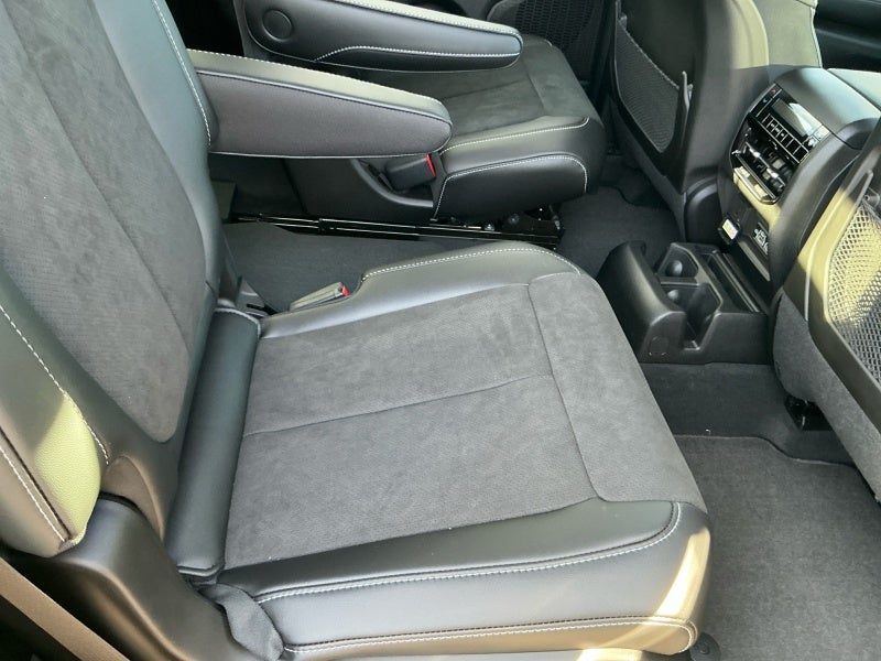 2025 Jeep Grand Cherokee GRAND CHEROKEE L ALTITUDE 4X4