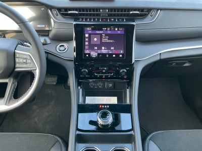 2025 Jeep Grand Cherokee GRAND CHEROKEE L ALTITUDE 4X4