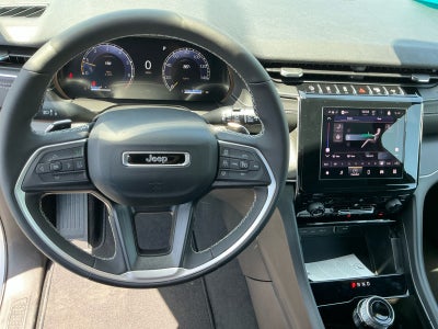 2026 Jeep Grand Cherokee GRAND CHEROKEE L LAREDO X 4X4