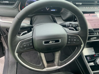 2026 Jeep Grand Cherokee GRAND CHEROKEE L LAREDO ALTITUDE 4X4