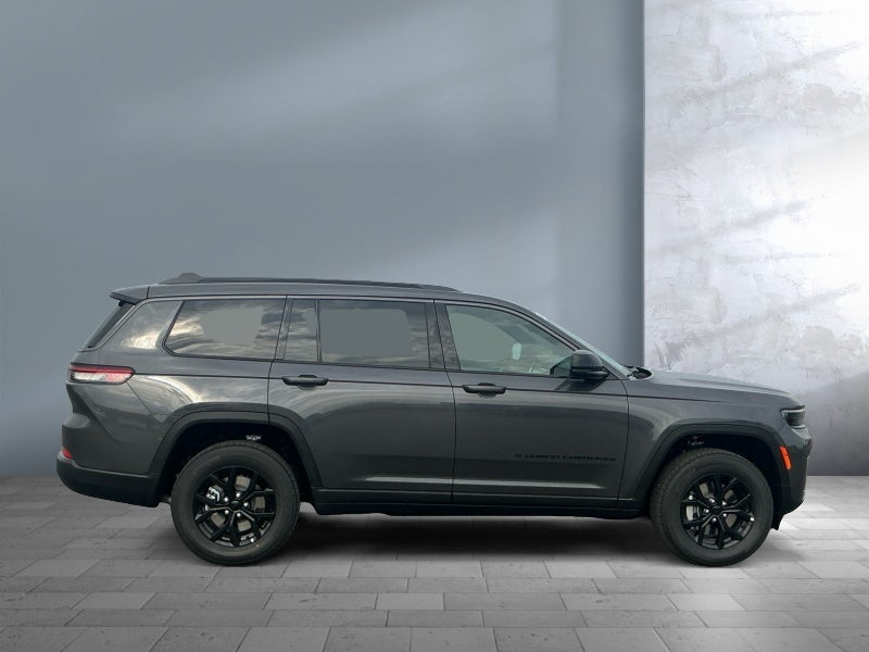 2026 Jeep Grand Cherokee GRAND CHEROKEE L LAREDO ALTITUDE 4X4