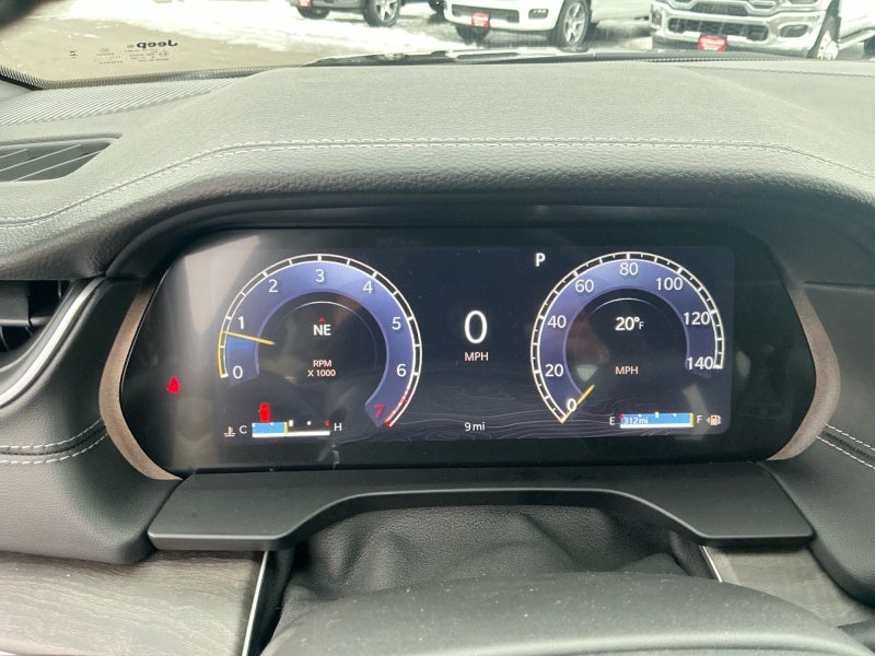 2025 Jeep Grand Cherokee GRAND CHEROKEE L LIMITED 4X4