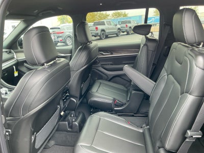 2027 Jeep Grand Cherokee GRAND CHEROKEE L LIMITED 4X4