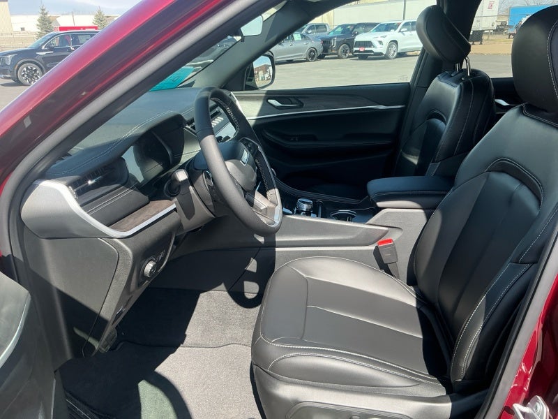 2026 Jeep Grand Cherokee GRAND CHEROKEE L LIMITED 4X4