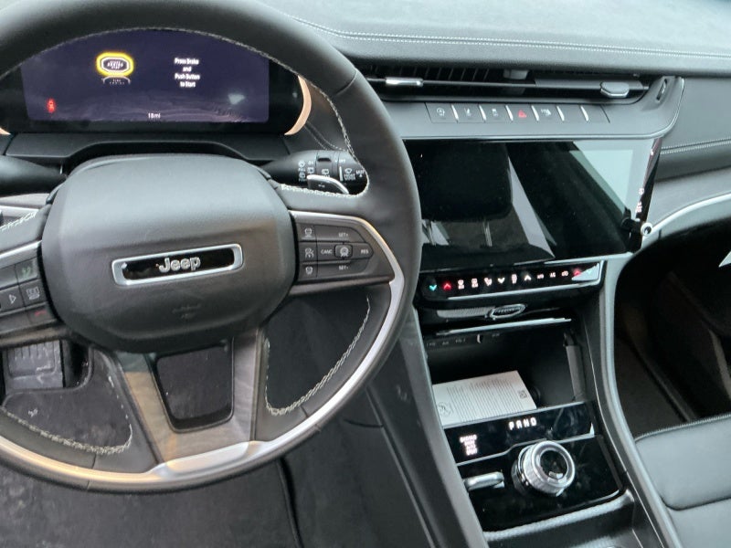 2026 Jeep Grand Cherokee GRAND CHEROKEE L LIMITED 4X4