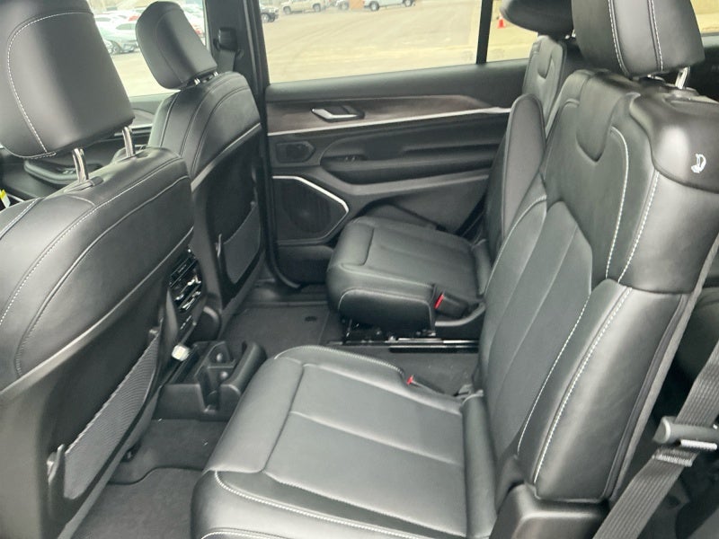 2026 Jeep Grand Cherokee GRAND CHEROKEE L LIMITED RESERVE 4X4