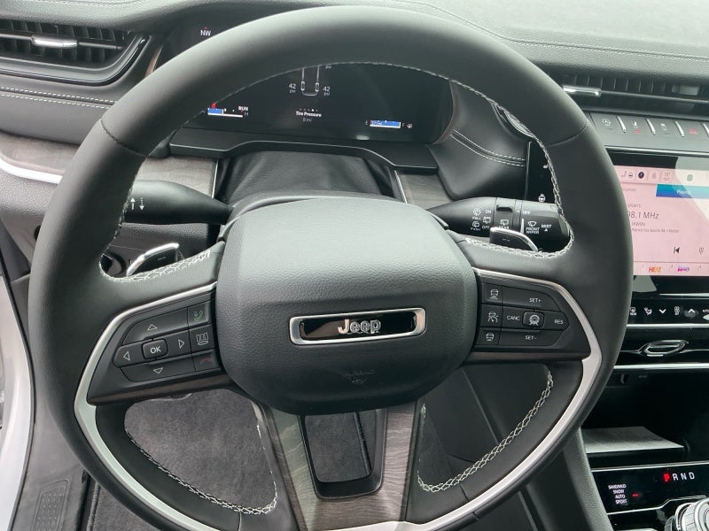 2026 Jeep Grand Cherokee GRAND CHEROKEE L LIMITED 4X4