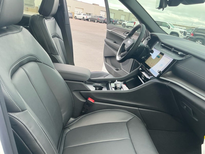 2026 Jeep Grand Cherokee GRAND CHEROKEE L LIMITED RESERVE 4X4