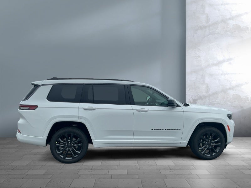 2026 Jeep Grand Cherokee GRAND CHEROKEE L LIMITED RESERVE 4X4