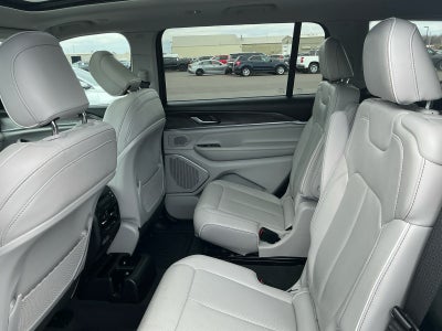 2023 Jeep Grand Cherokee L Overland 4x4