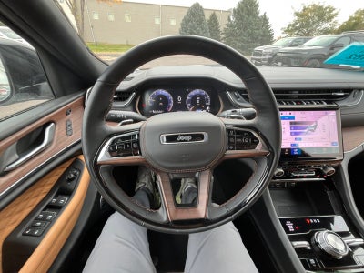 2025 Jeep Grand Cherokee L Summit 4x4