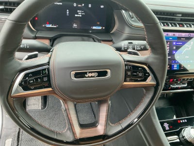 2025 Jeep Grand Cherokee GRAND CHEROKEE L SUMMIT 4X4