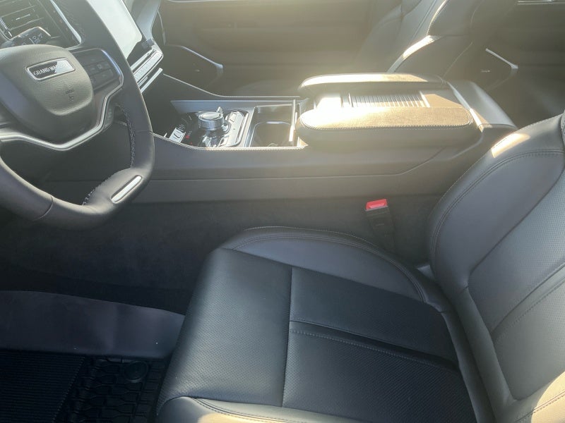 2026 Jeep Grand Wagoneer GRAND WAGONEER UPLAND 4X4