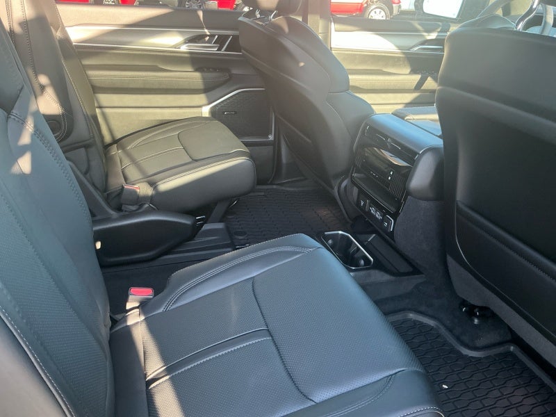 2026 Jeep Grand Wagoneer GRAND WAGONEER UPLAND 4X4