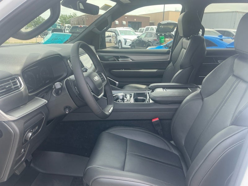 2026 Jeep Grand Wagoneer GRAND WAGONEER UPLAND 4X4