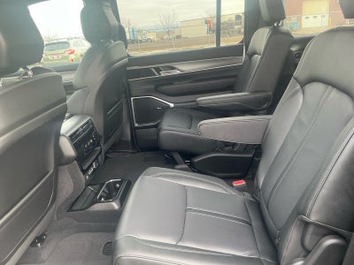 2026 Jeep Grand Wagoneer GRAND WAGONEER LIMITED ALTITUDE 4X4