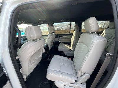 2026 Jeep Grand Wagoneer GRAND WAGONEER LIMITED ALTITUDE 4X4