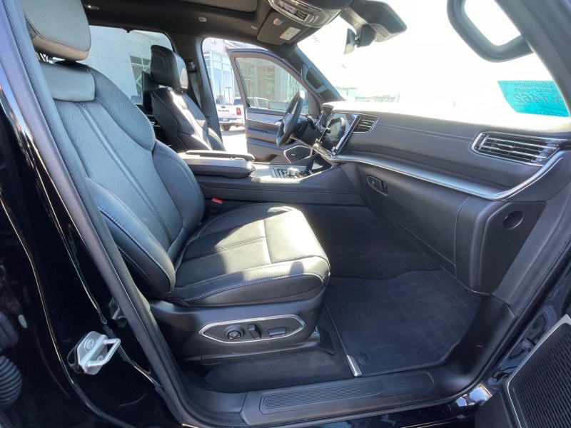 2024 Jeep Wagoneer Series II Carbide 4x4