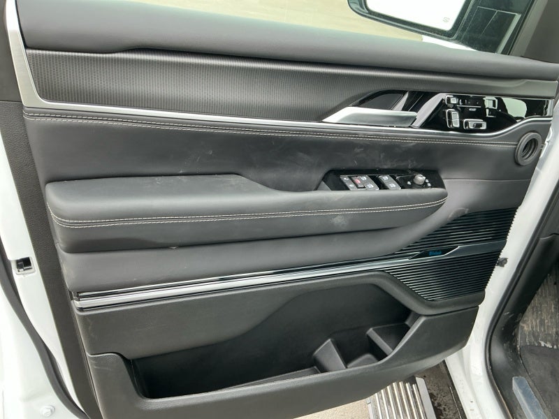 2026 Jeep Grand Wagoneer GRAND WAGONEER SUMMIT OBSIDIAN 4X4