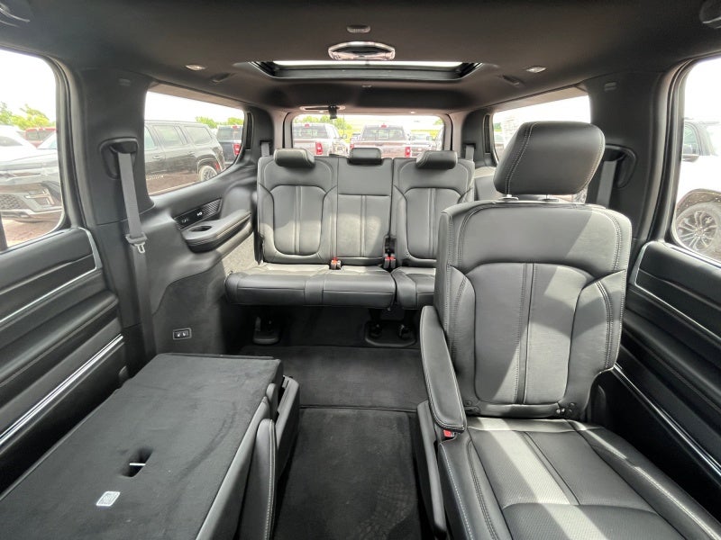 2026 Jeep Grand Wagoneer GRAND WAGONEER SUMMIT OBSIDIAN 4X4
