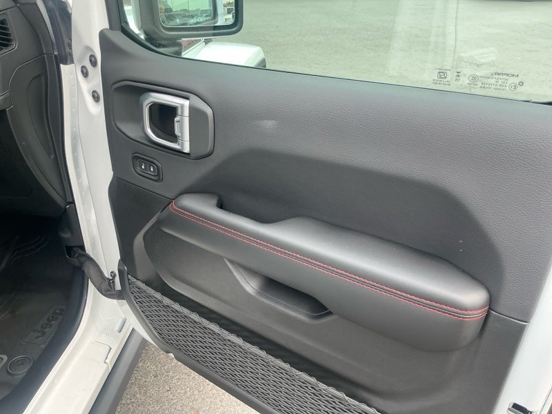 2026 Jeep Gladiator GLADIATOR SHADOW OPS 4X4