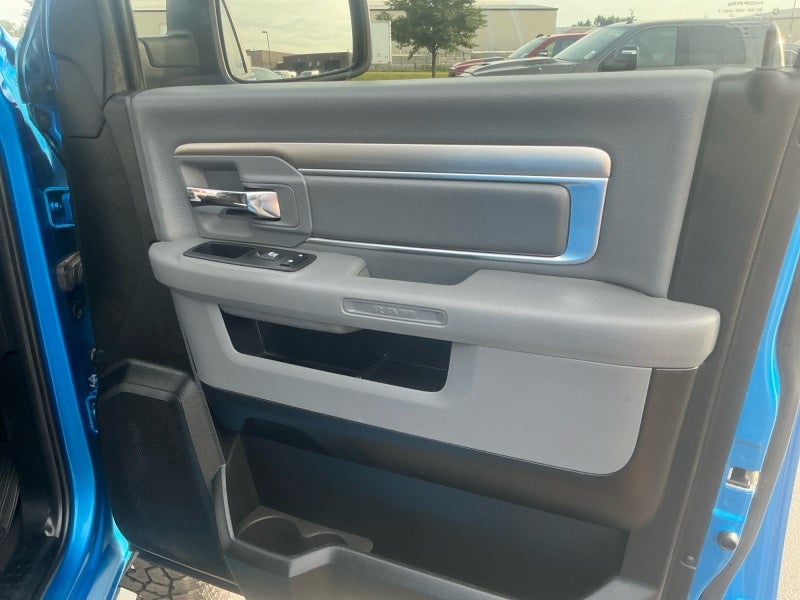 2020 RAM 1500 Classic Warlock Quad Cab 4x4 6'4' Box