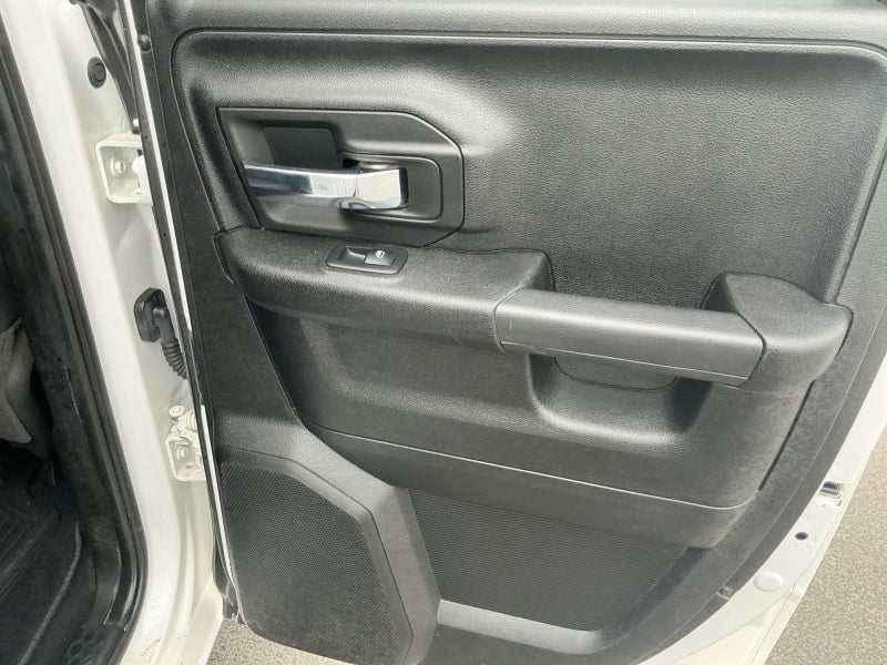 2021 RAM 1500 Classic Warlock Quad Cab 4x4 6'4' Box
