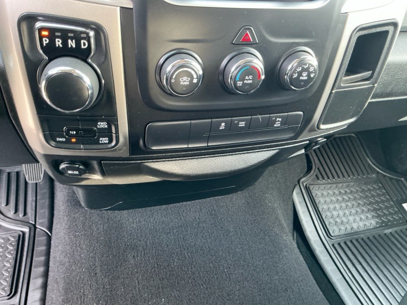 2020 RAM 1500 Classic Warlock Quad Cab 4x4 6'4' Box