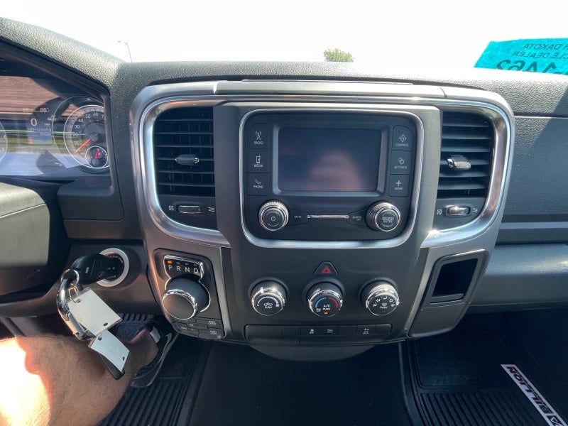 2022 RAM 1500 Classic Warlock Quad Cab 4x4 6'4' Box