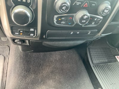 2020 RAM 1500 Classic Warlock Quad Cab 4x4 6'4' Box