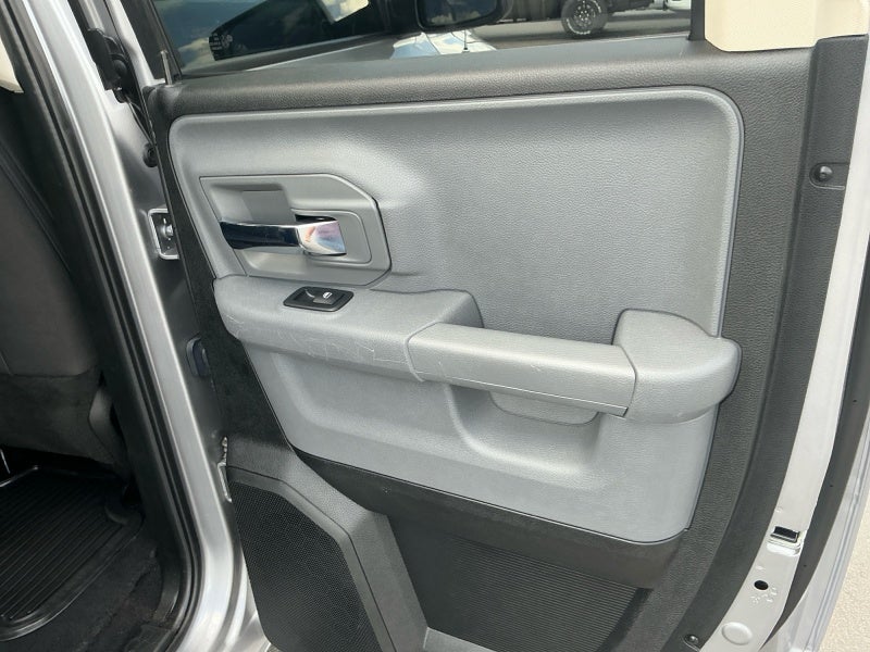 2020 RAM 1500 Classic Warlock Quad Cab 4x4 6'4' Box