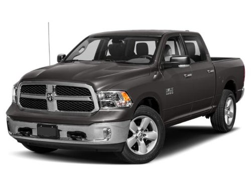 2018 RAM 1500 Big Horn Crew Cab 4x4 6'4' Box