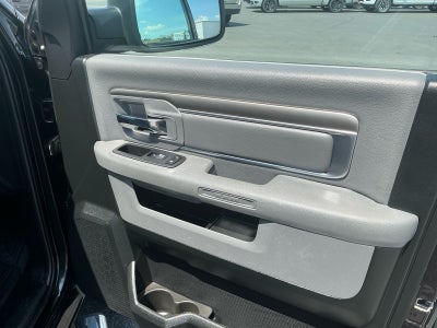 2018 RAM 1500 Big Horn Crew Cab 4x4 6'4' Box