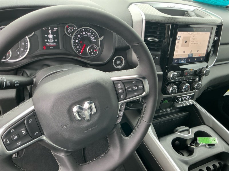 2026 RAM 1500 RAM 1500 BIG HORN CREW CAB 4X4 5'7' BOX