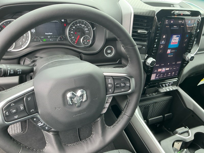 2026 RAM 1500 RAM 1500 BIG HORN CREW CAB 4X4 5'7' BOX