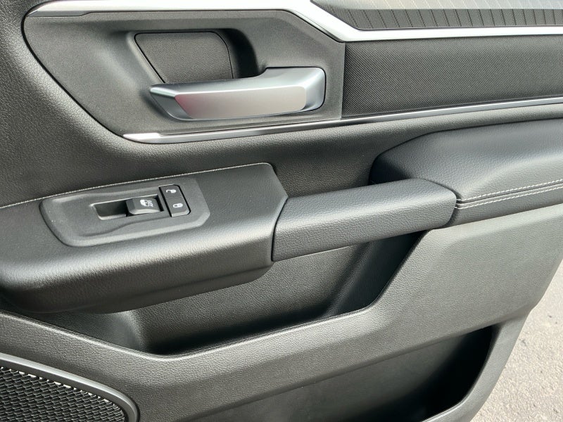 2025 RAM Ram 1500 RAM 1500 BIG HORN CREW CAB 4X4 5'7' BOX