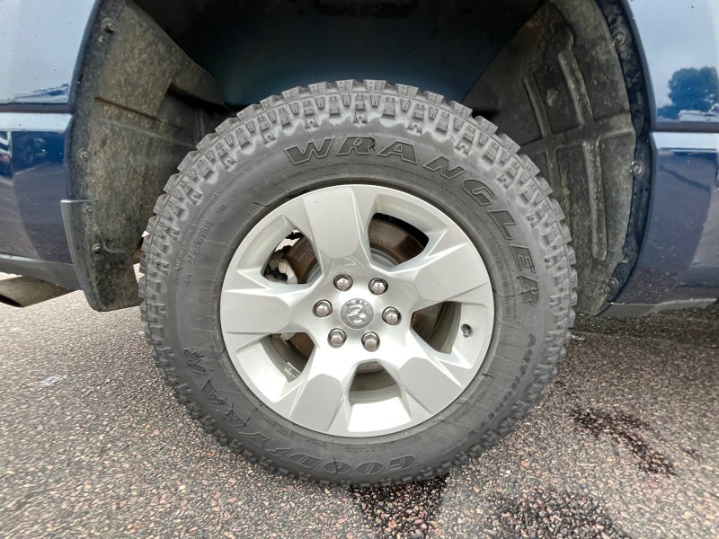2020 RAM 1500 Big Horn Crew Cab 4x4 5'7' Box