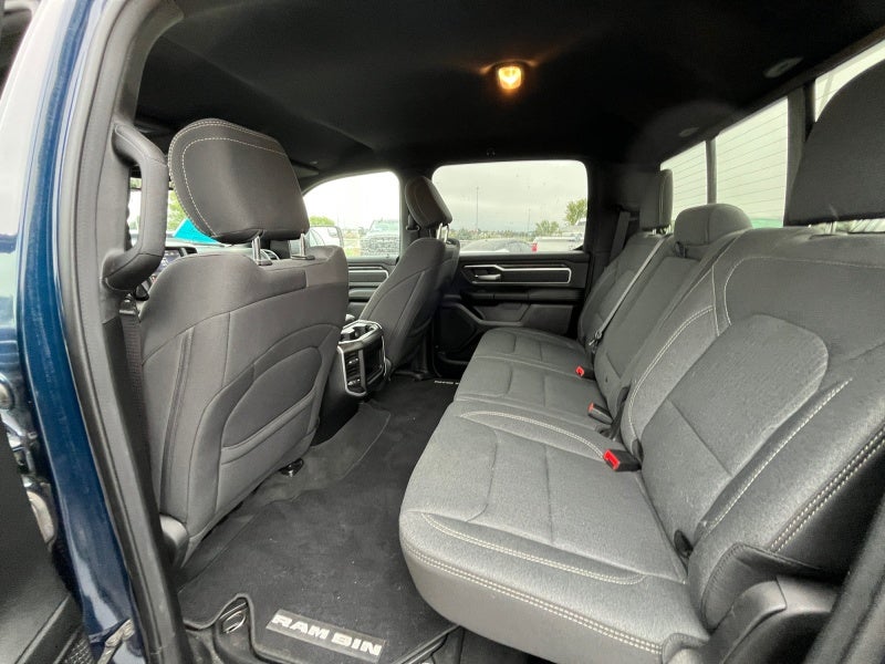2020 RAM 1500 Big Horn Crew Cab 4x4 5'7' Box