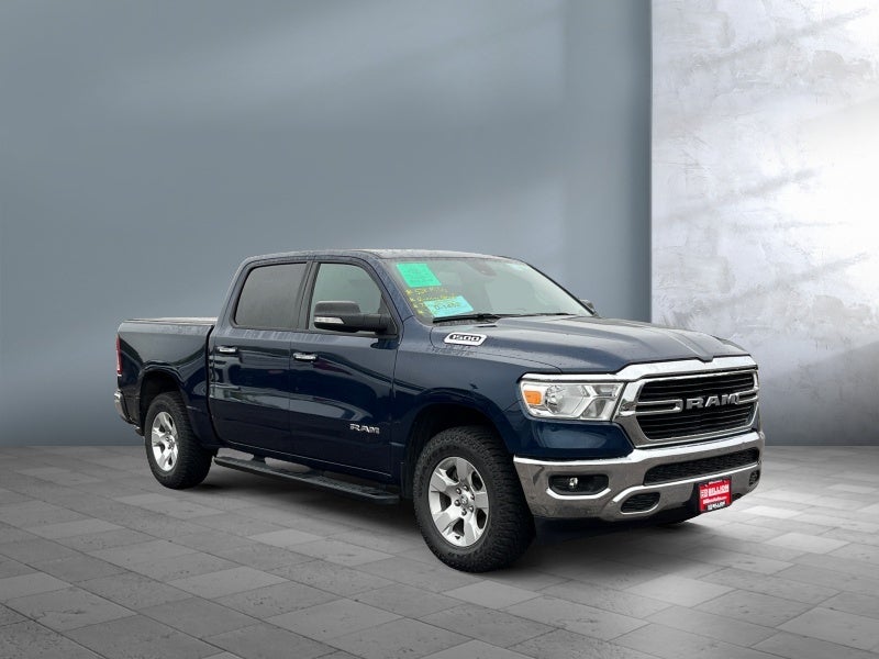 2020 RAM 1500 Big Horn Crew Cab 4x4 5'7' Box